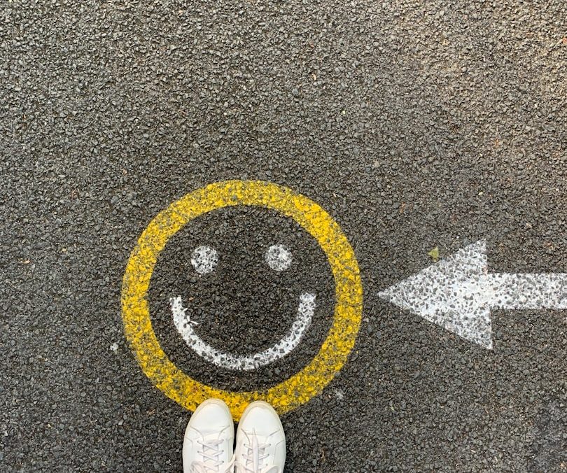 Zufriedener Smiley gross